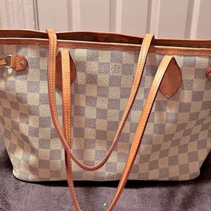 Authentic Louis Vuitton Neverfull PM